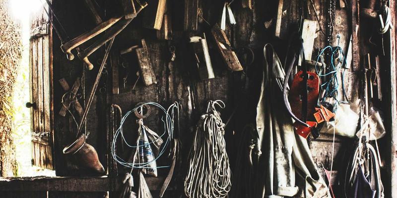 智力机械评测:工业设备与工程机械如何驱动现代工业解决方案升级